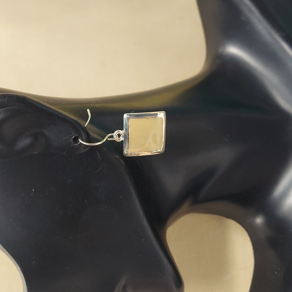 E1500 Silvertone Square Enamel Drop Earring - Picture 3 of 9